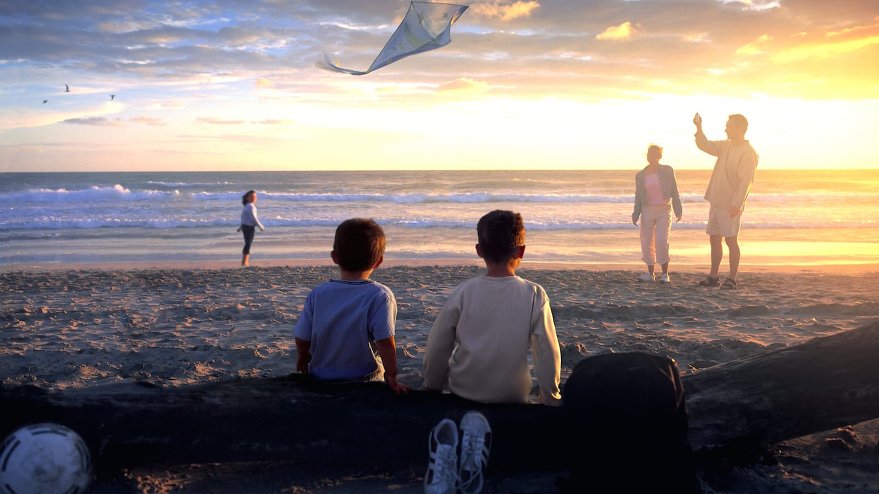 La mujer aseguró que no entienden cómo hacen otros padres que mantienen a sus hijos en la casa.