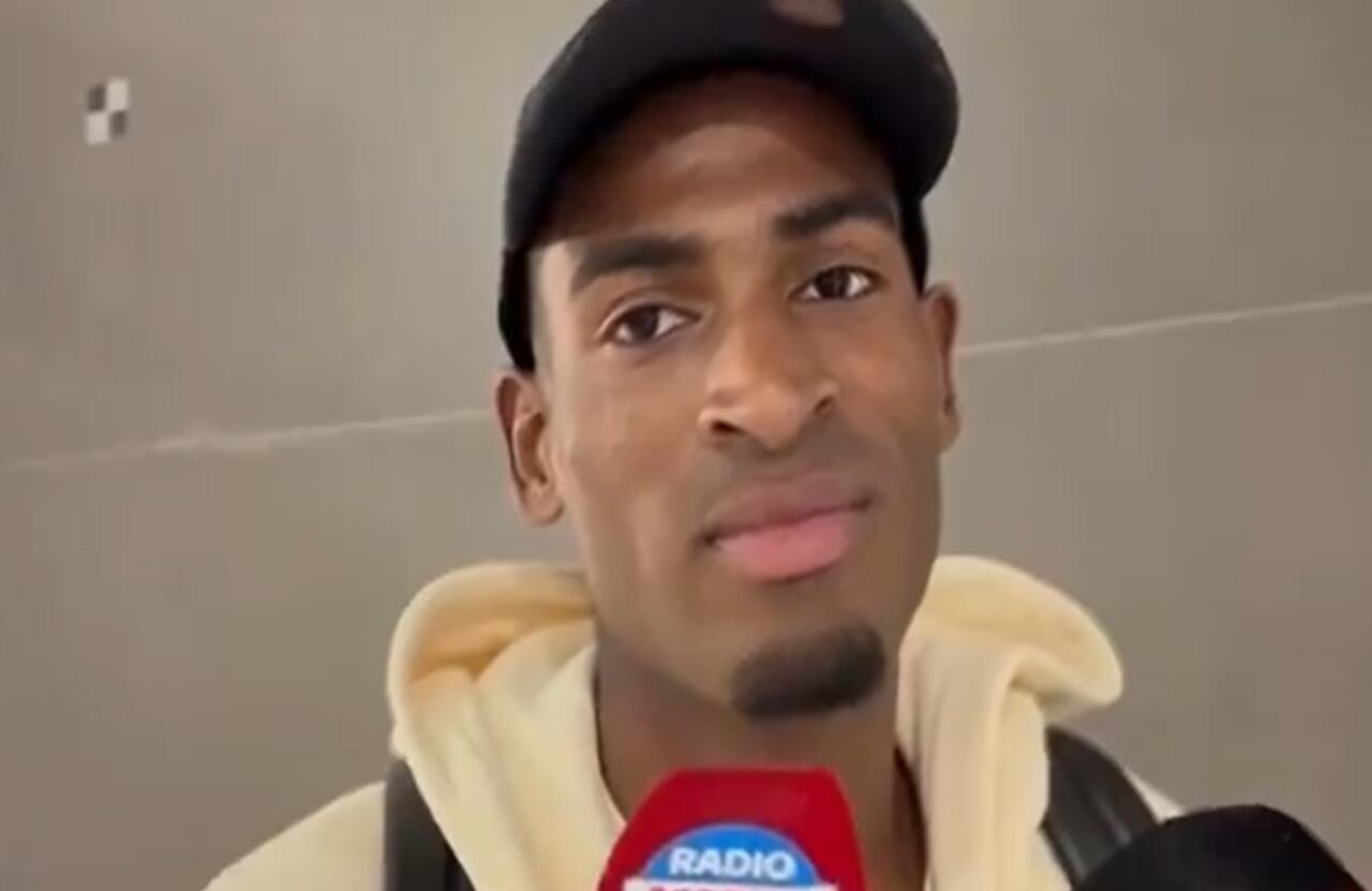 Cristhian Mosquera, jugador del Arsenal que podría ser citado a la Selección Colombia