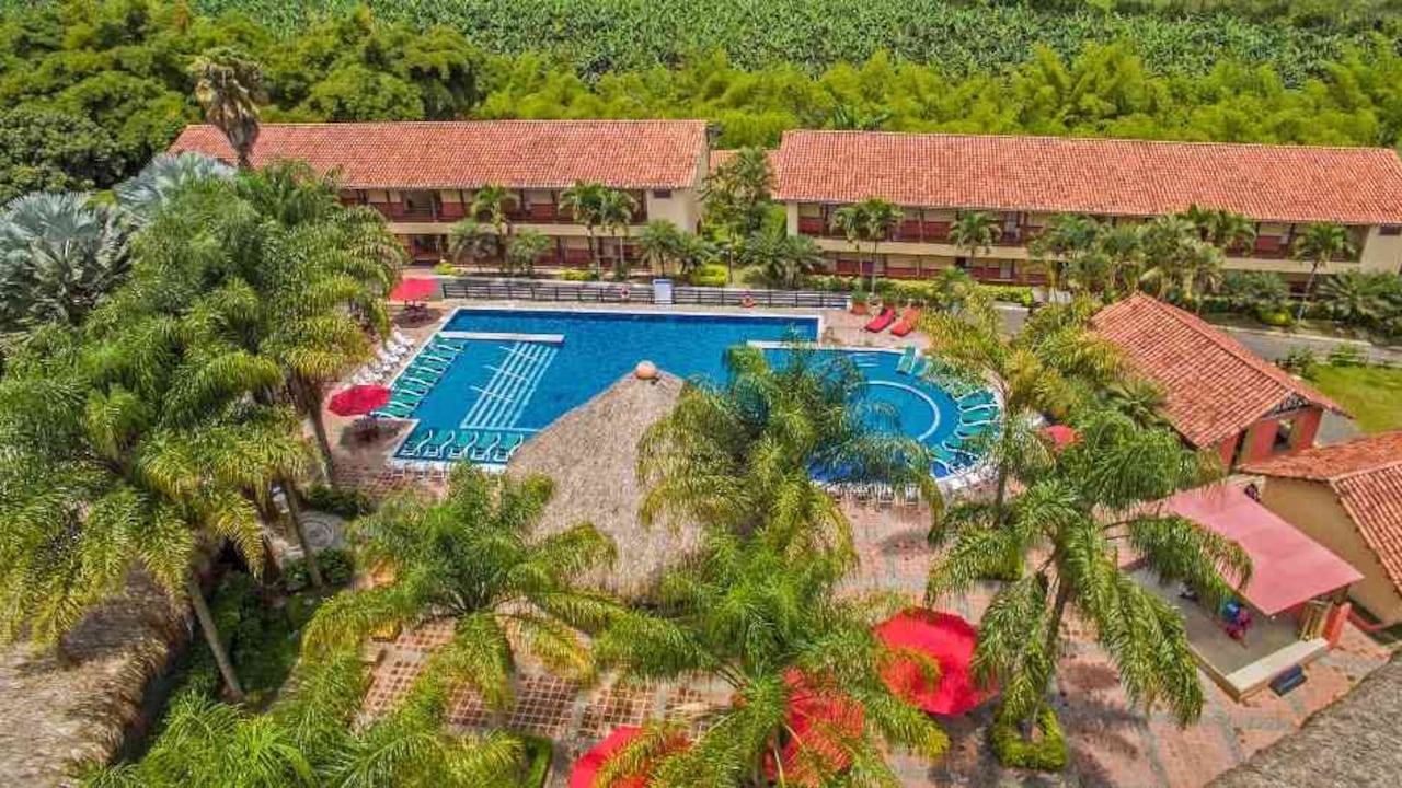 Hotel Decameron en Panaca-Eje Cafetero