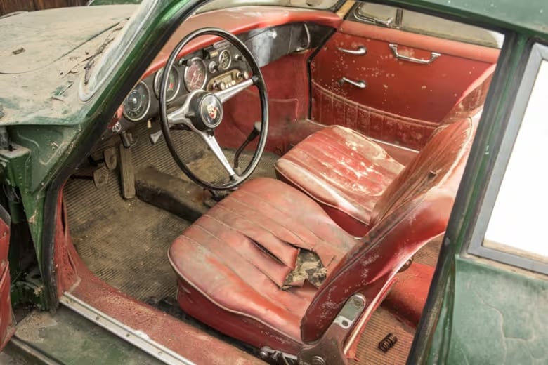 La última generación T6 del Porsche 356 fue producida únicamente entre 1962 y 1963.
