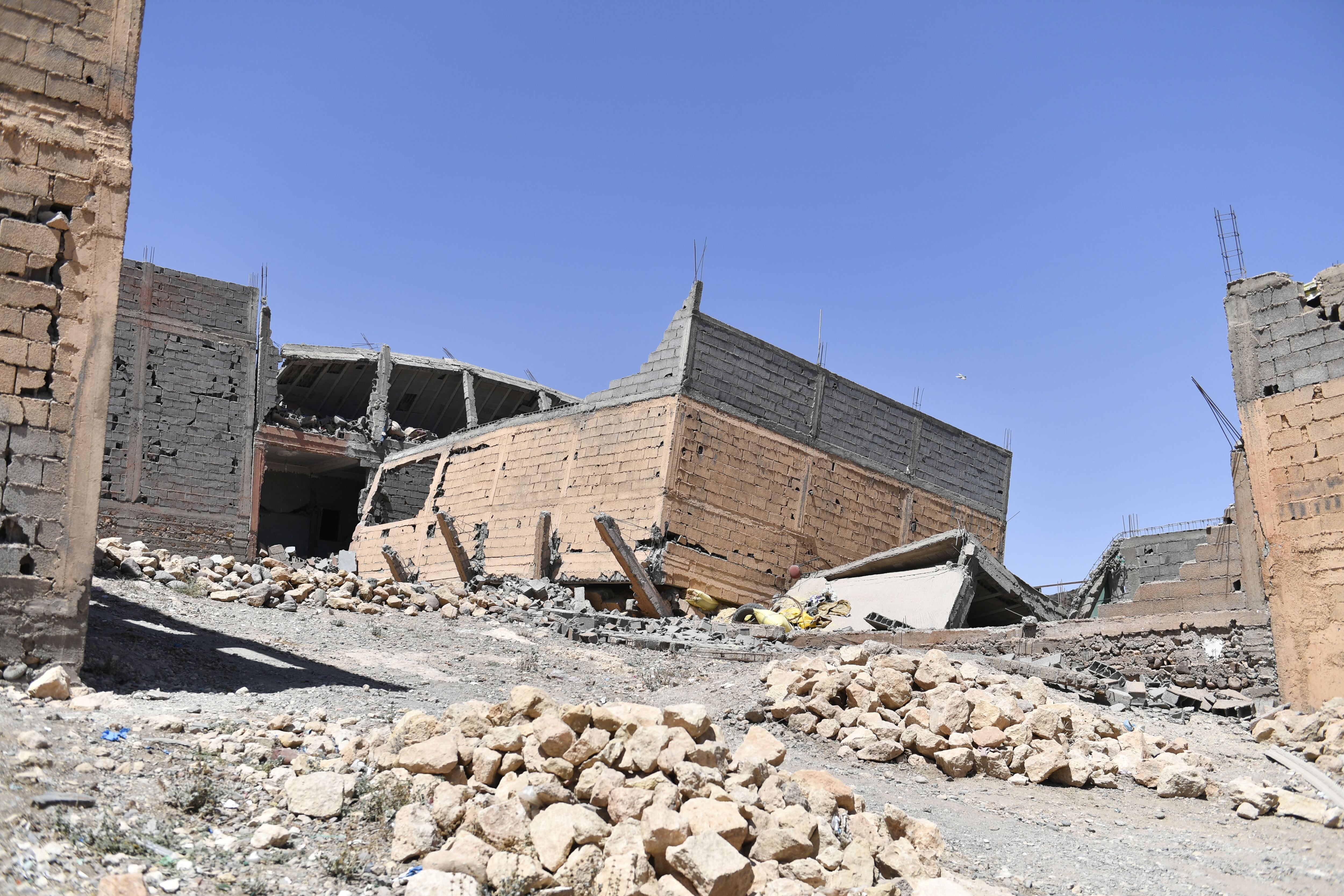 Los edificios son destruidos después de un terremoto de magnitud 7 en Marrakech, Marruecos, el 9 de septiembre de 2023. Al menos 1037 personas murieron y otras 721 resultaron heridas tras un poderoso terremoto que azotó Marruecos.
