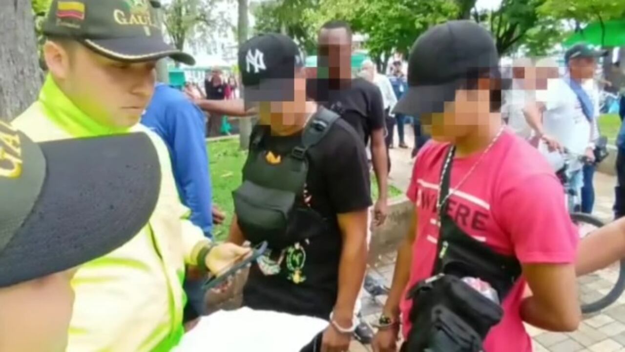 Los capturados quedaron a disposición de la autoridad competente.