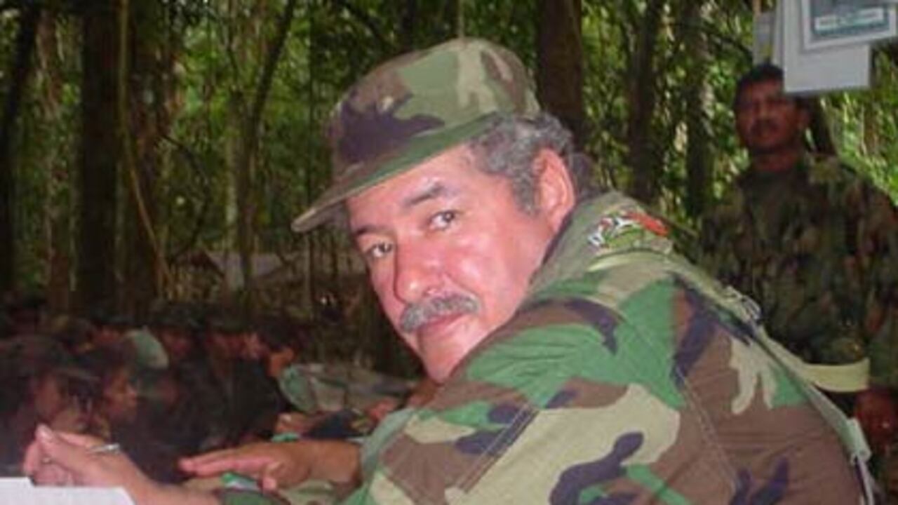 La semana pasada alias 'Alirio Rojas', quien llevaba 35 años en las Farc, desertó con un millón de dólares
