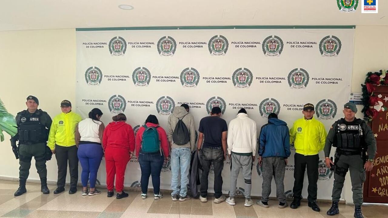 Dictan medida de aseguramiento contra 10 presuntos integrantes de la banda Los Ausentes.