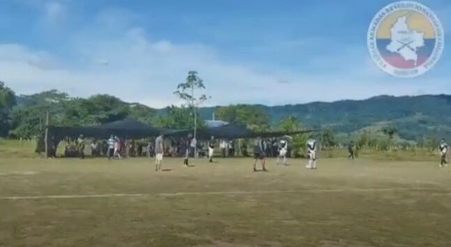 En el evento hubo música y un partido de fútbol.