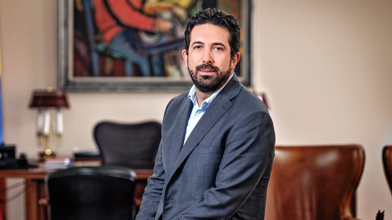 Diego Guevara, ministro de Hacienda.