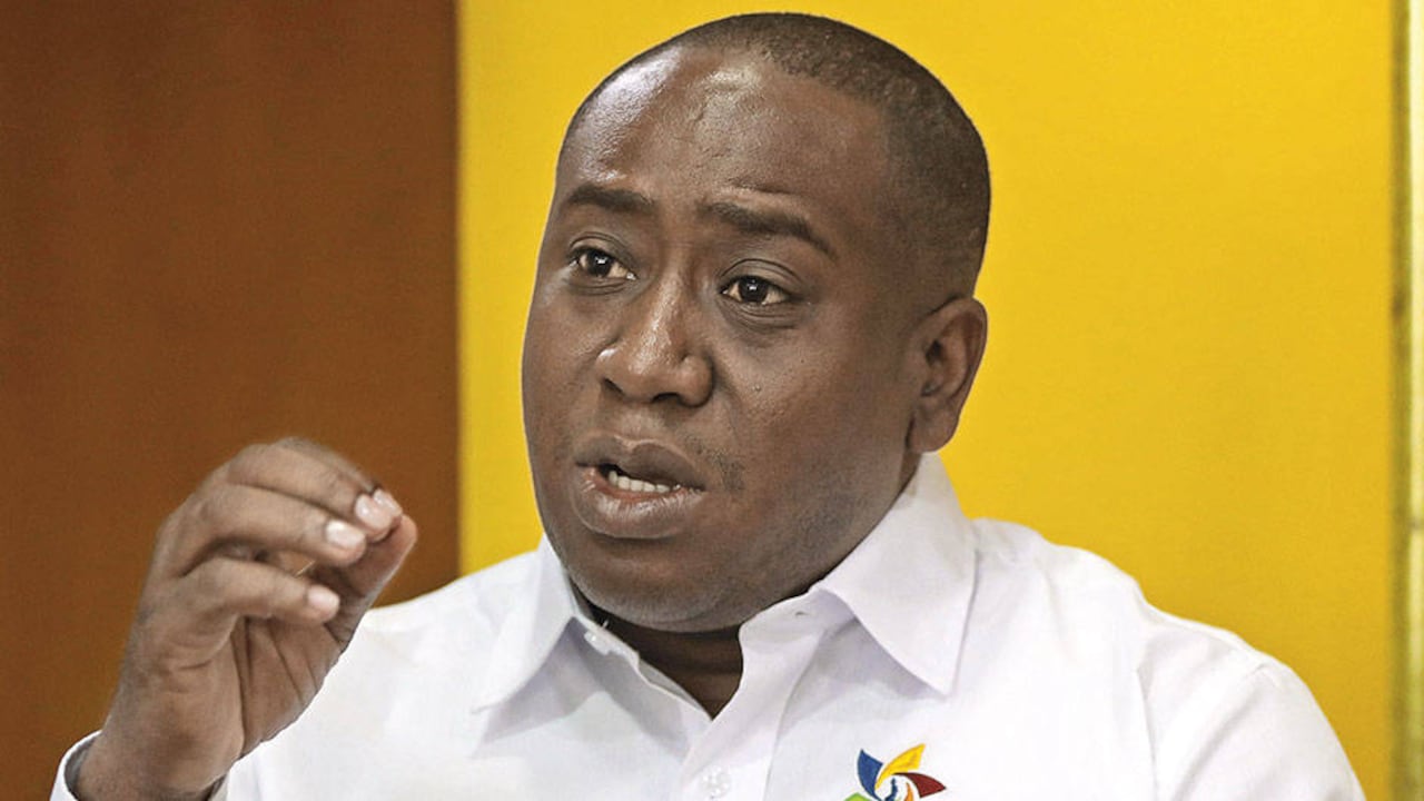 “Con dolor y nostalgia les comparto que he decidido salir del Chocó", dijo el líder social.