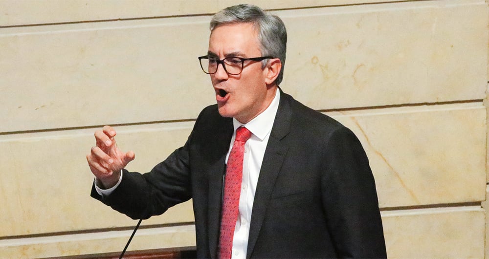   Christian Garcés, representante del Centro Democrático, radicó la denuncia contra Petro. 