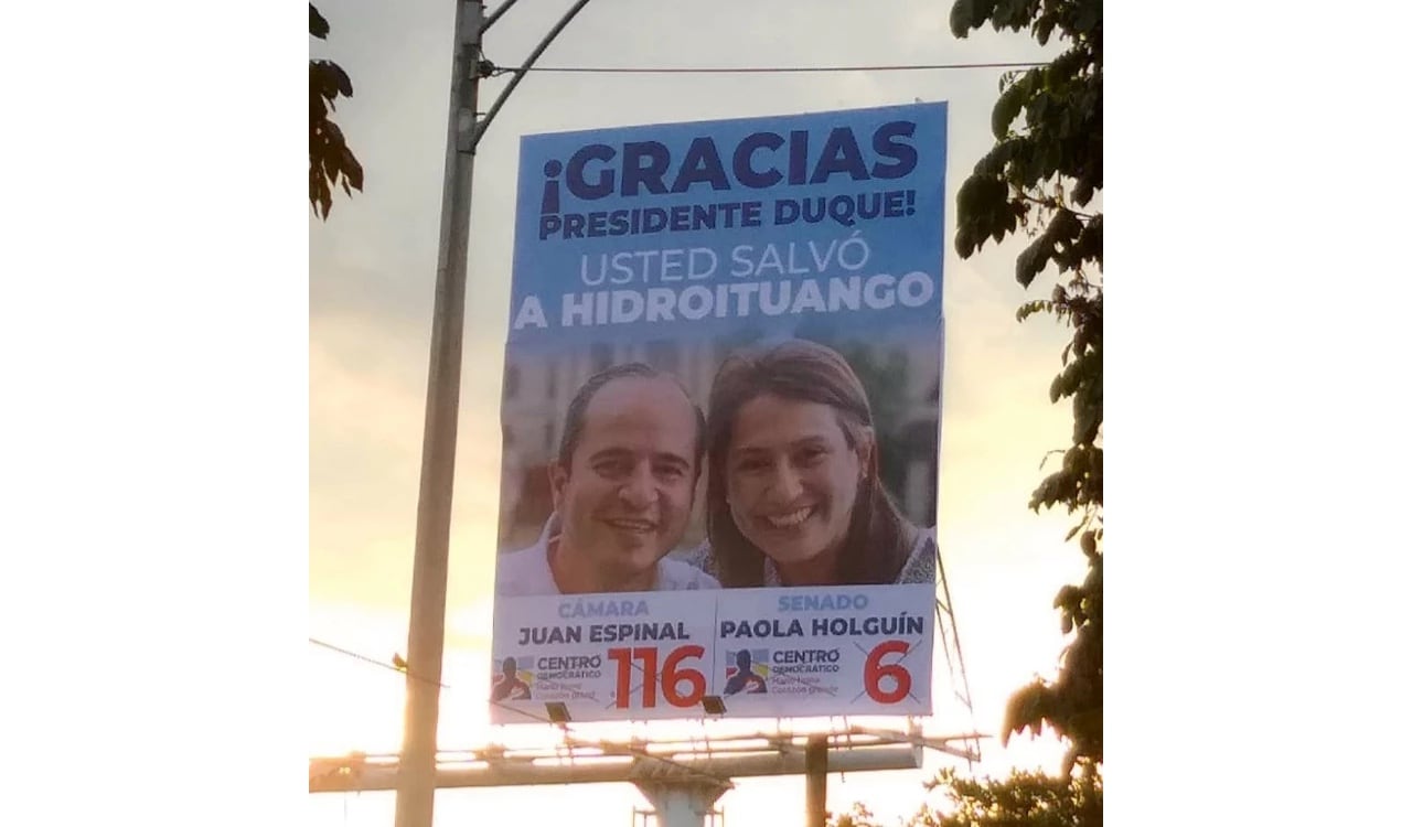 Esta es la otra valla en Medellín que ataca de forma indirecta al alcalde Daniel Quintero