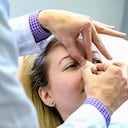 Se calcula que el turismo médico genera en Colombia $615.300 millones. Los extranjeros - antes del IVA a las cirugías plásticas- ahorraban en promedio un 60% en los costos de procedimientos médicos estéticos si los realizaban en el país que en su nación de origen.