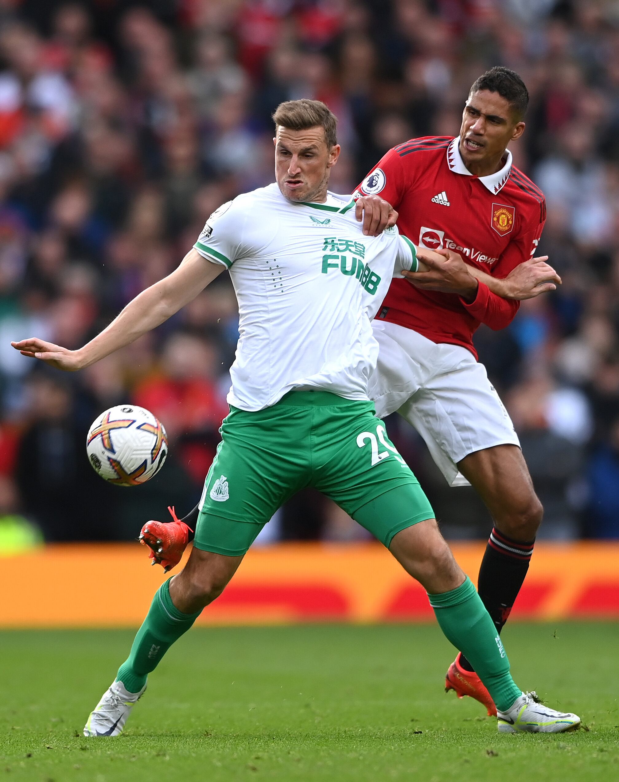 Manchester United v Newcastle United en duelo reciente por Premier League.