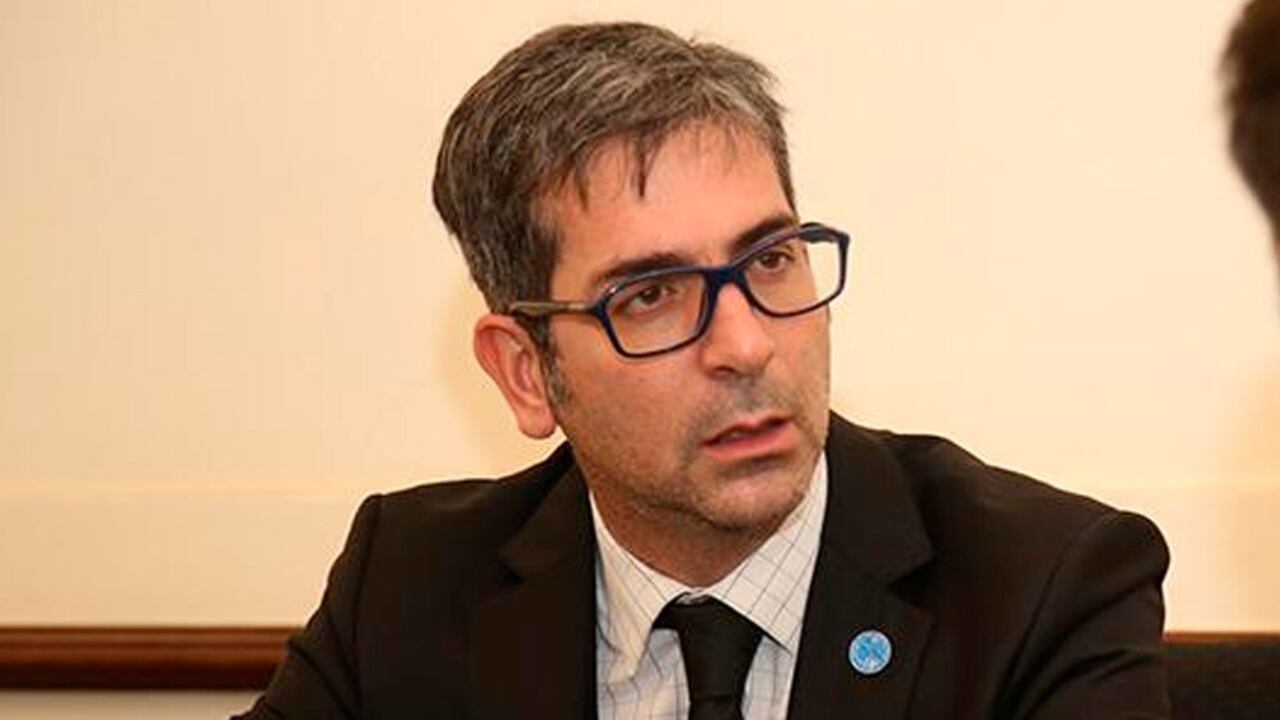 Marcelo Pecci era un fiscal especializado contra el Crimen Organizado, Narcotráfico, Lavado de Dinero y Financiamiento del Terrorismo.