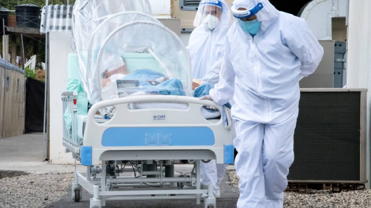 La nueva variante, considerada preocupante por la OMS, fue detectada primero en el sur de África.