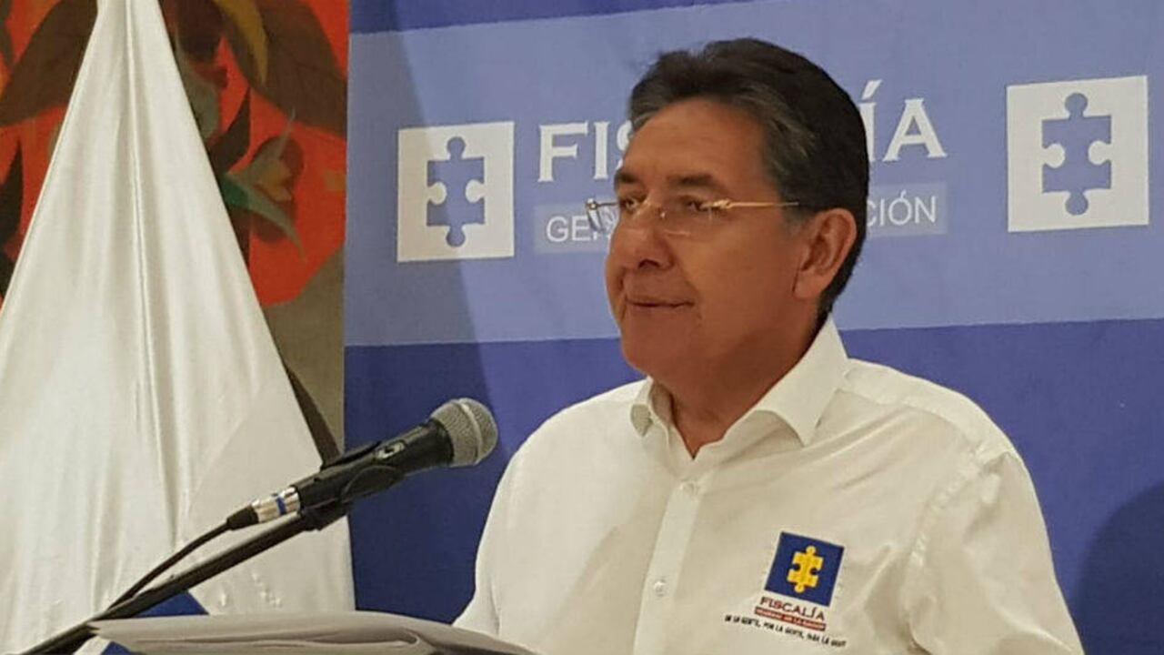 El fiscal general, Néstor Humerto MArtínez, en rueda de prensa en la sede de la Fiscalía Seccional Atlántico, en Barranquilla.