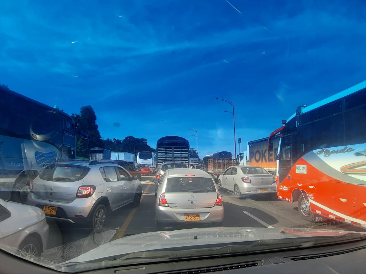 Trancón Colegios del norte de Bogotá, cercanos a Guaymaral, que son vecinos de proyectos de construcción en la zona.