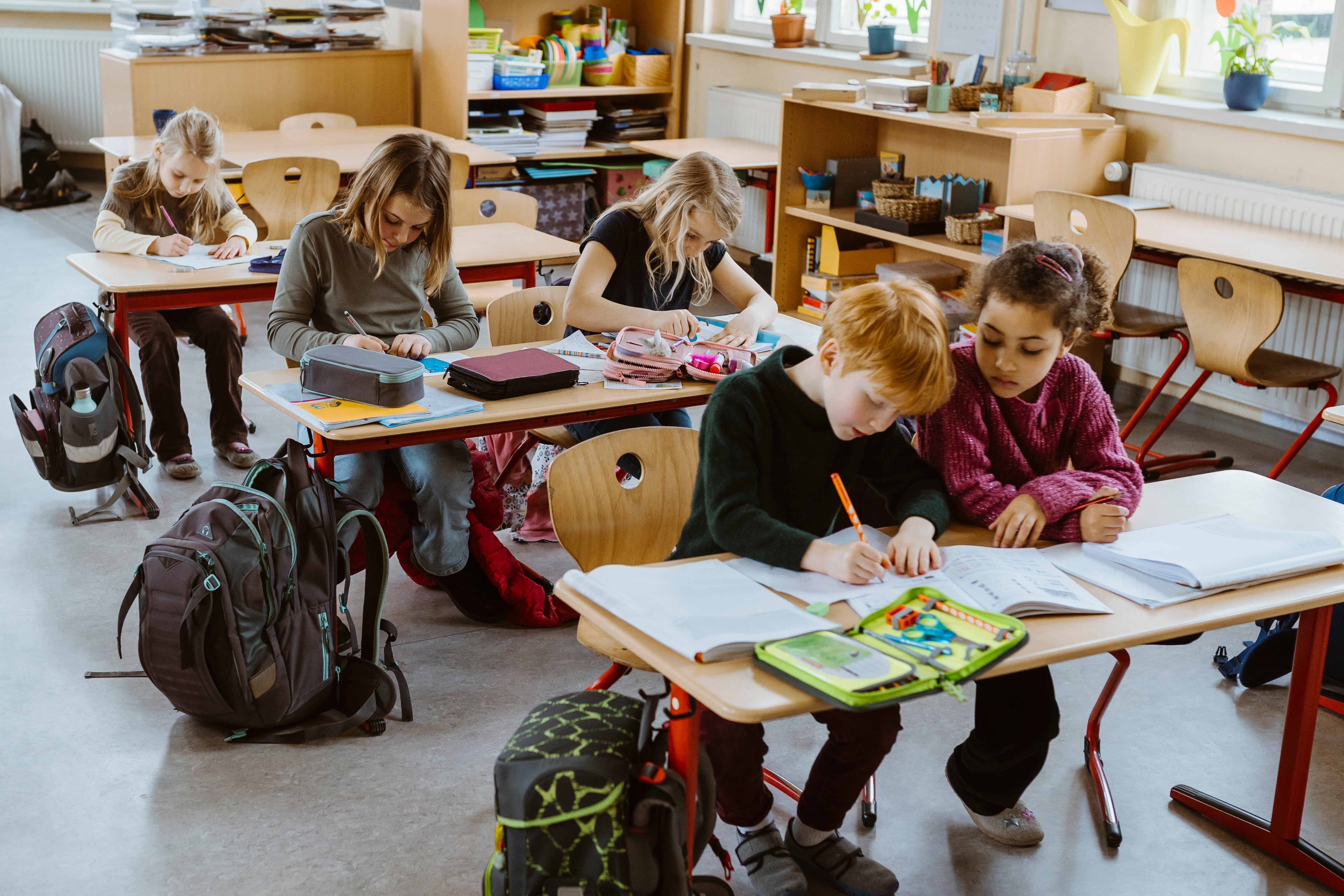 La medida comenzará a aplicarse a los niños nacidos en 2020, con efecto retroactivo al 1 de enero de 2026.