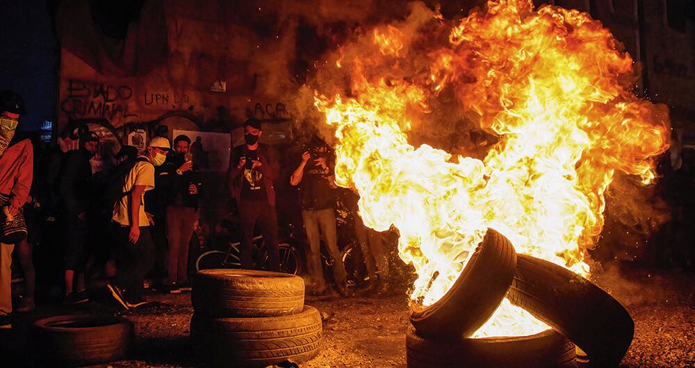 Condenados como alias 19 han generado polémica ante su posible liberación como gestores de paz, pese a los delitos que se les imputan.