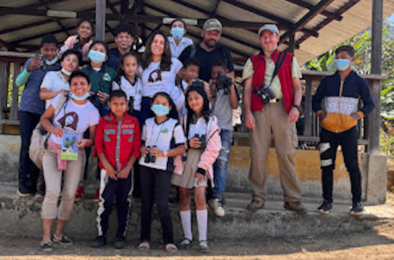 ProAves cuenta con 27 Reservas Naturales en puntos estratégicos a lo ancho y largo del país para proteger a perpetuidad el hábitat de diferentes especies con algún grado de amenaza de extinción.