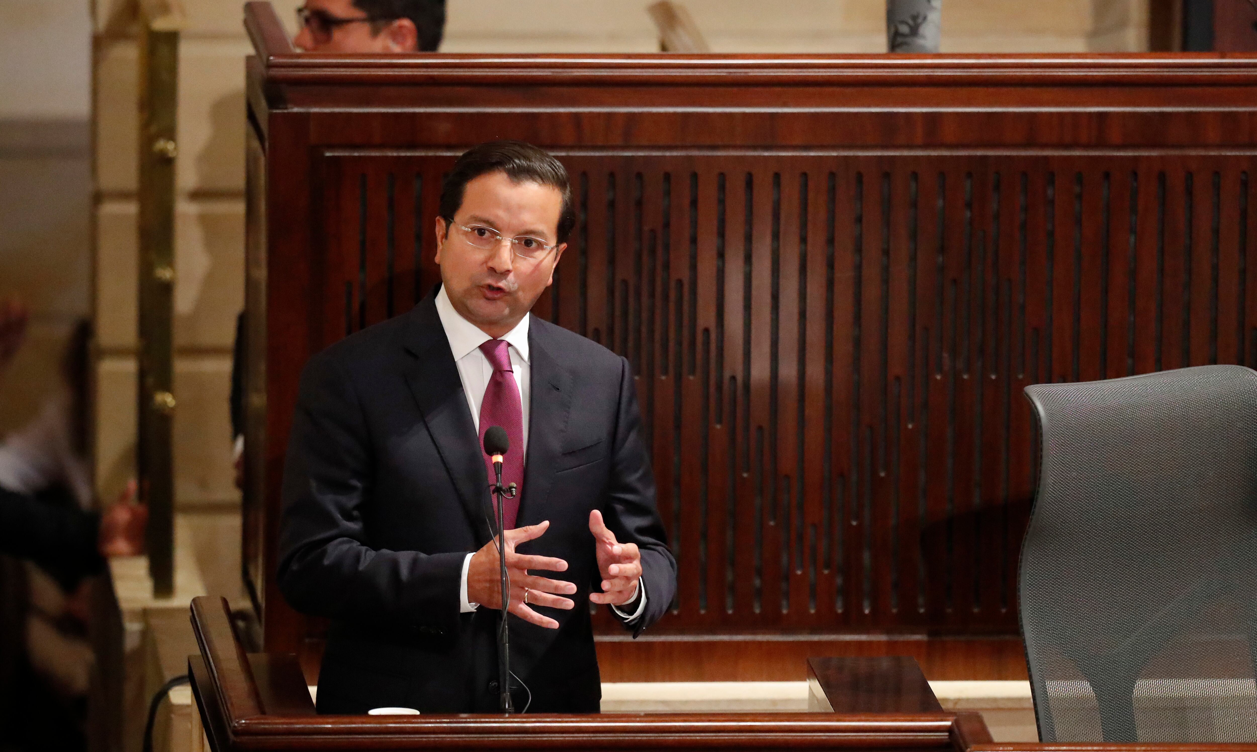 réplica de la oposición