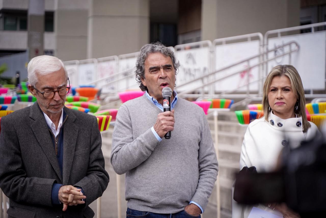 Jorge Enrique Robledo, Sergio Fajardo y Edna Bonilla.