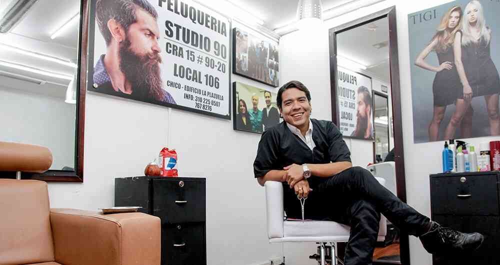 Jhonatan Pardo, peluquero del director técnico de la Selección Colombia.