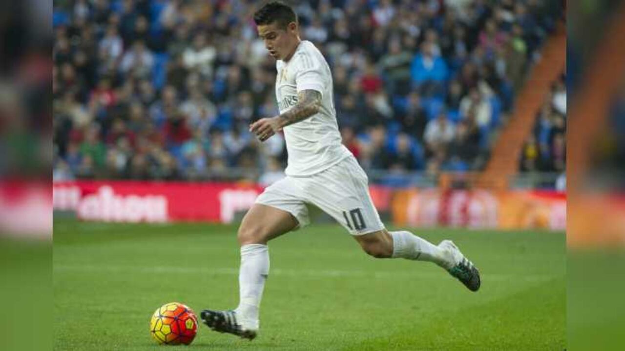 James Rodríguez no detuvo su carro hasta que llegó a la sede del Real Madrid.