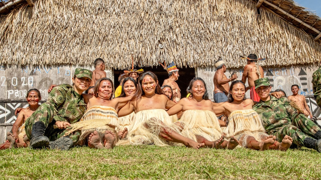 Indigenas de Vaupés, en actividades de acción integral