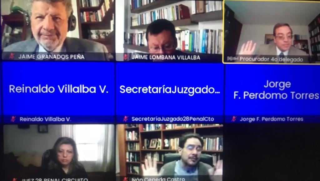 La Procuraduría llamó la atención del senador Iván Cepeda que se reía mientras el delegado del ministerio público presentaba sus argumentos.