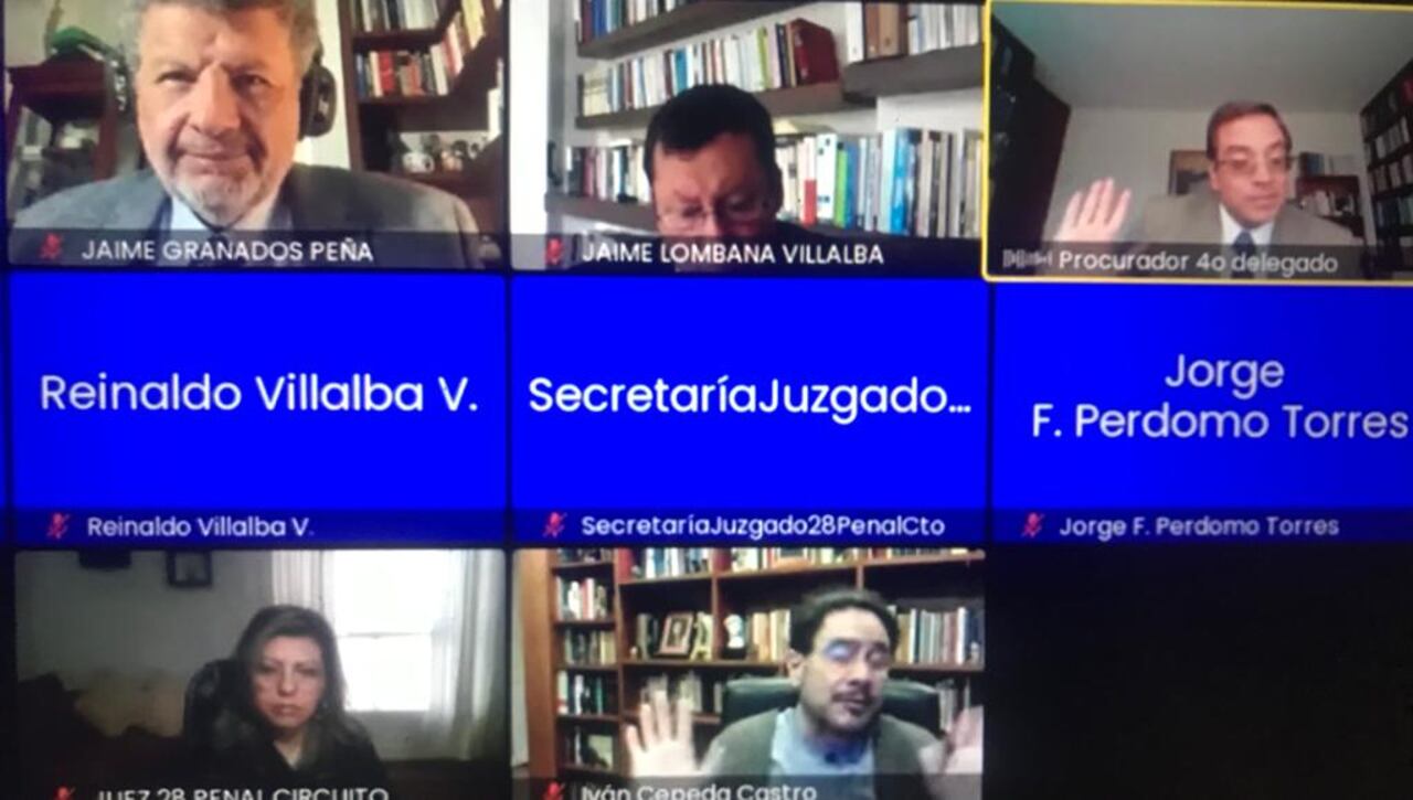La Procuraduría llamó la atención del senador Iván Cepeda que se reía mientras el delegado del ministerio público presentaba sus argumentos.