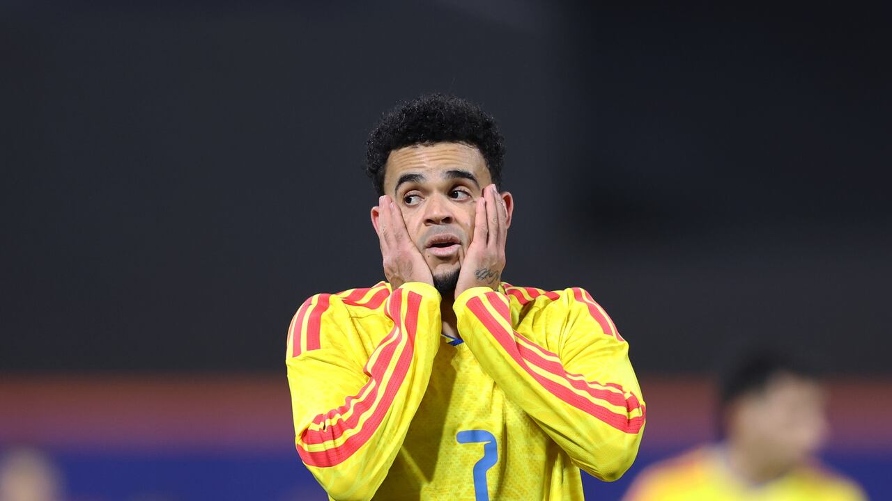 Luis Díaz tras fallar una opción de gol ante Australia.