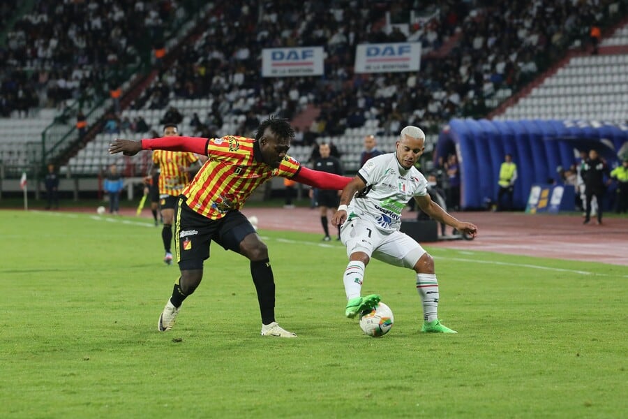 Pereira vs. Once Caldas.