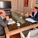 Germán Ávila y José Manuel Restrepo en la primera etapa del empalme.