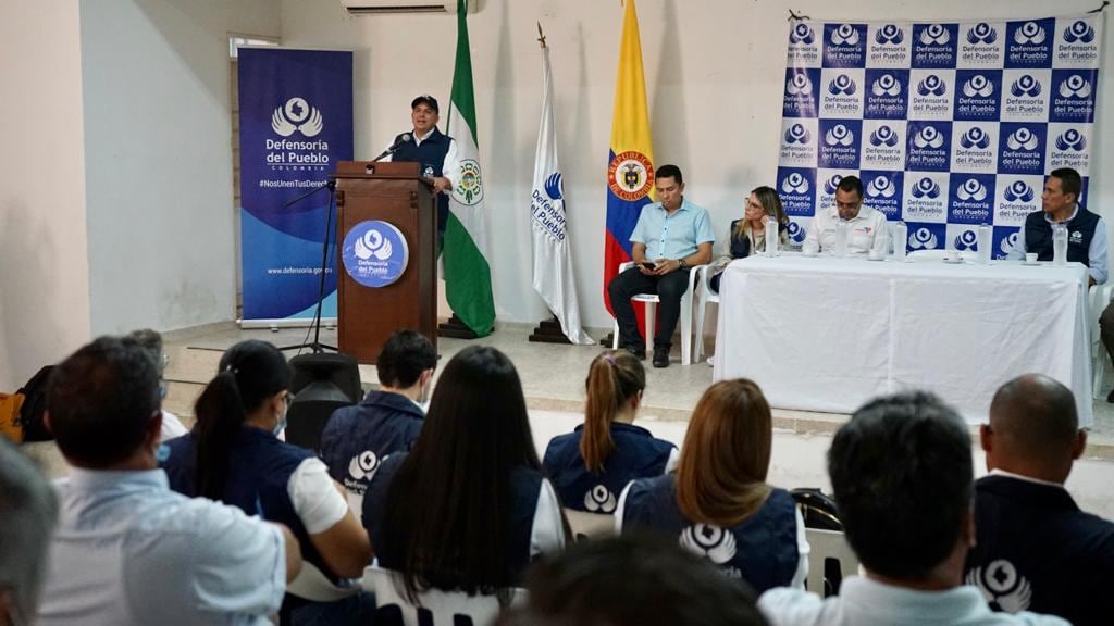 Defensor del Pueblo Carlos Camargo