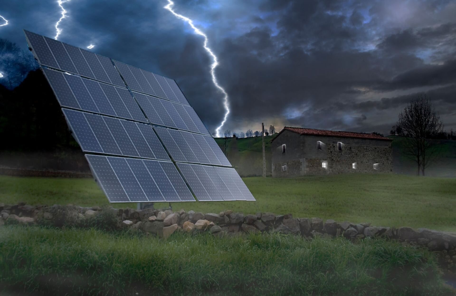 Muchas personas se preguntan si los fenómenos meteorológicos podrían afectar los paneles solares.