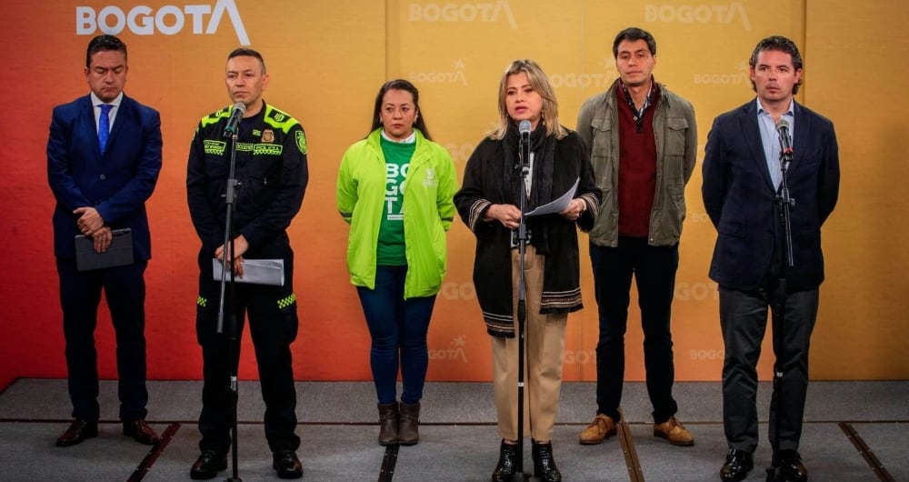 La alcaldesa encargada de Bogotá, Edna Bonilla, lideró un consejo de seguridad junto al secretario Aníbal Fernández de Soto; el sub comandante de la Policía, coronel Herbert Benavides; y la secretaria de Movilidad, Deyanira Ávila.