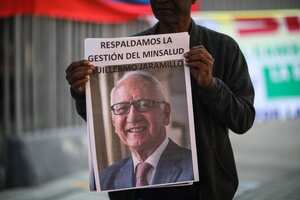 Reforma a la salud
nuestra salud esta en juego