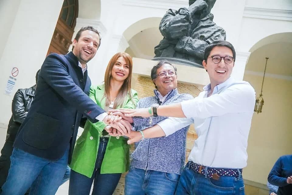 La congresista Catherine Juvinao apoyó a Petro en campaña.