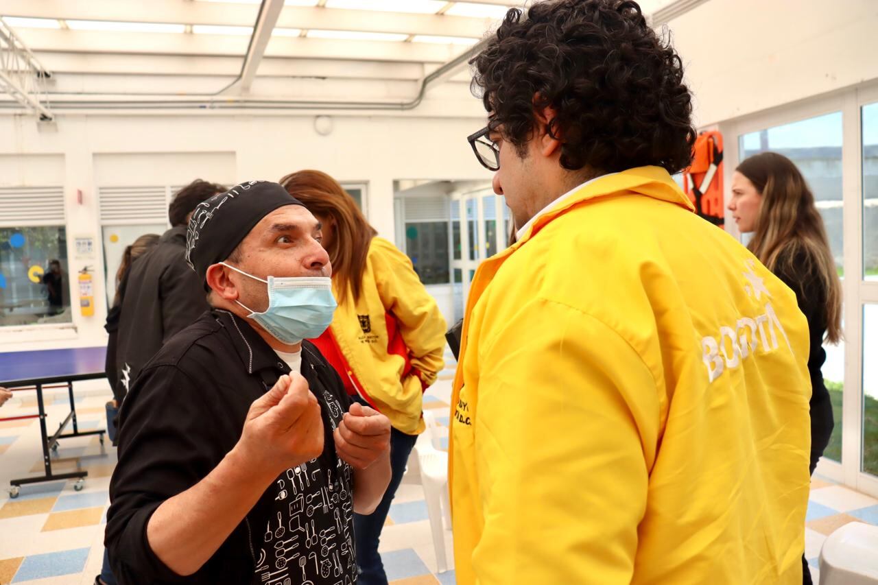 Secretario de Integración Social, Roberto Angulo