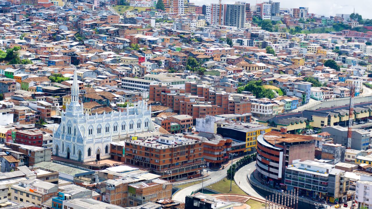 Dentro de las principales peticiones de los manizalitas a la nueva administración se encontraba mejorar la movilidad y la apuesta por la infraestructura vial.