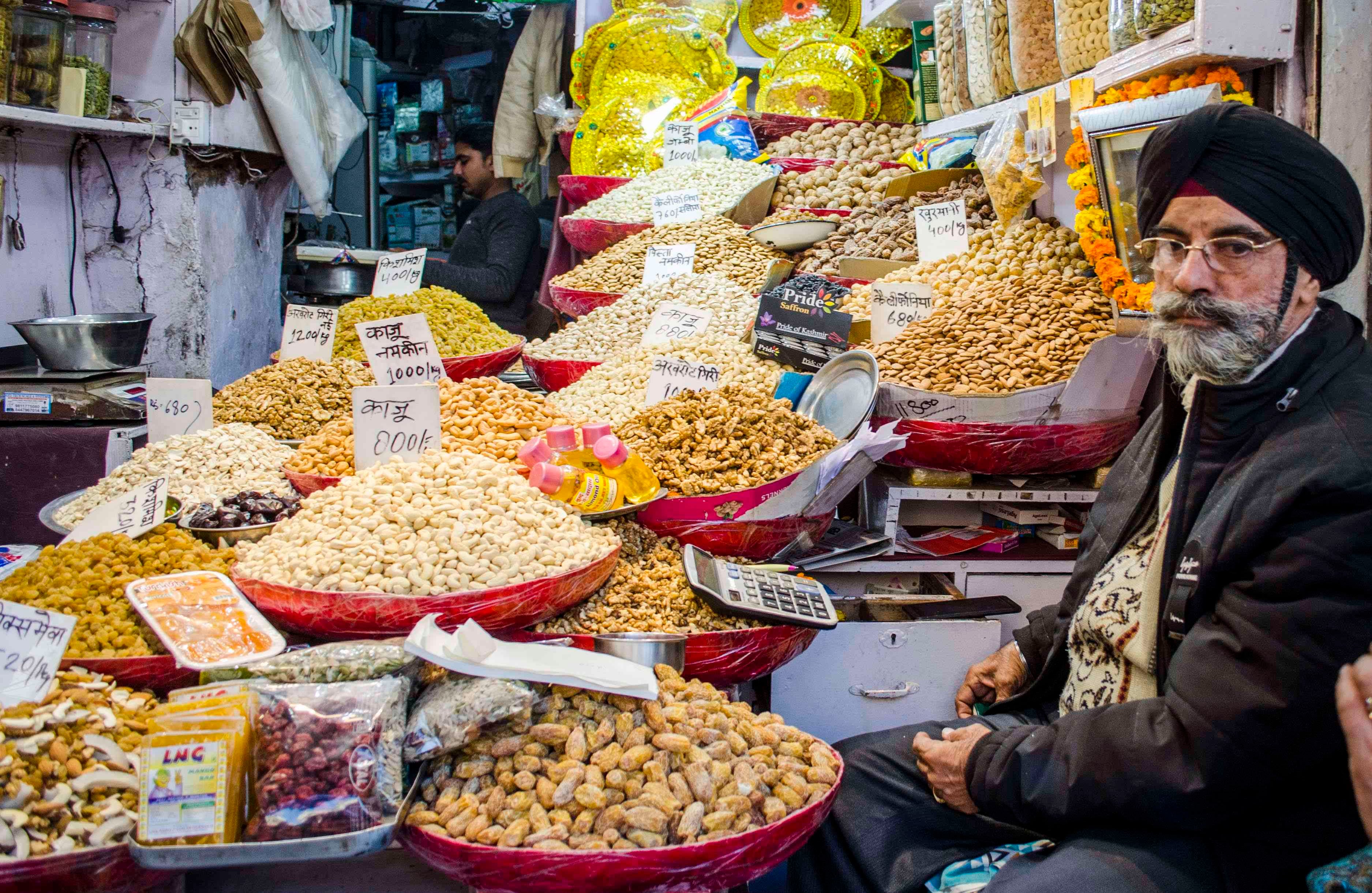 Este tradicional mercado fue construido en 1650 por Fatehpuri Begum, una de las esposas del emperador mogol Shah Jahan. Fotografía: Katerine Lara Rojas