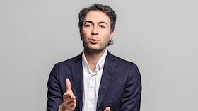 Daniel Quintero volvió a la contienda a última hora y llegó a la consulta del Frente por la Vida.