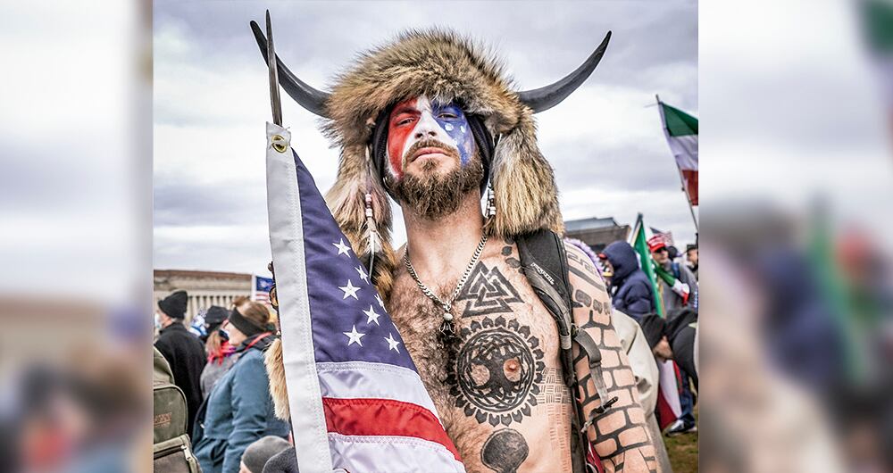 el hombre de los cachos_1