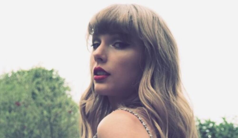 La cantante anunció su nueva gira por algunos países de Latinoamérica.