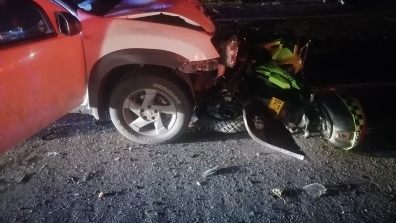 Accidente en la vía Bogotá - Tunja dejó dos personas sin vida