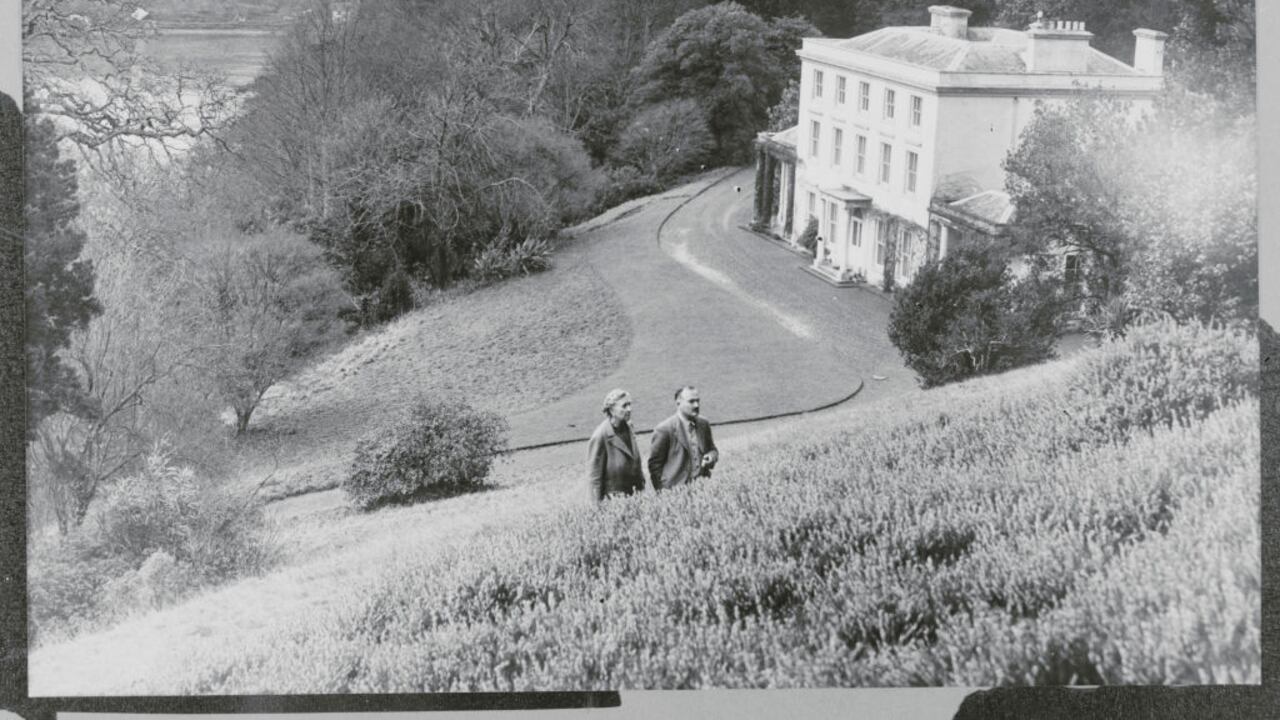 Agatha Christie y su esposo compartieron mucho tiempo en Greenway House. (Photo by Bettmann/Corbis/Getty Images)