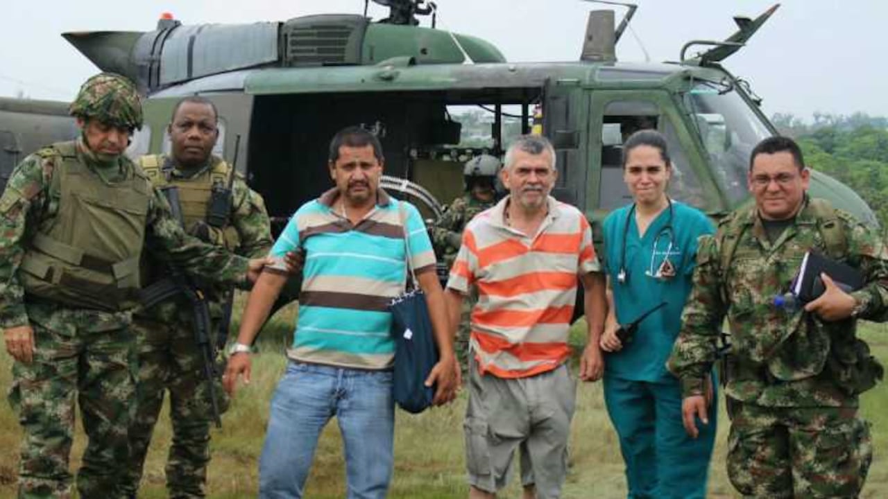 Camioneros liberados fueron trasladados a un centro médico.