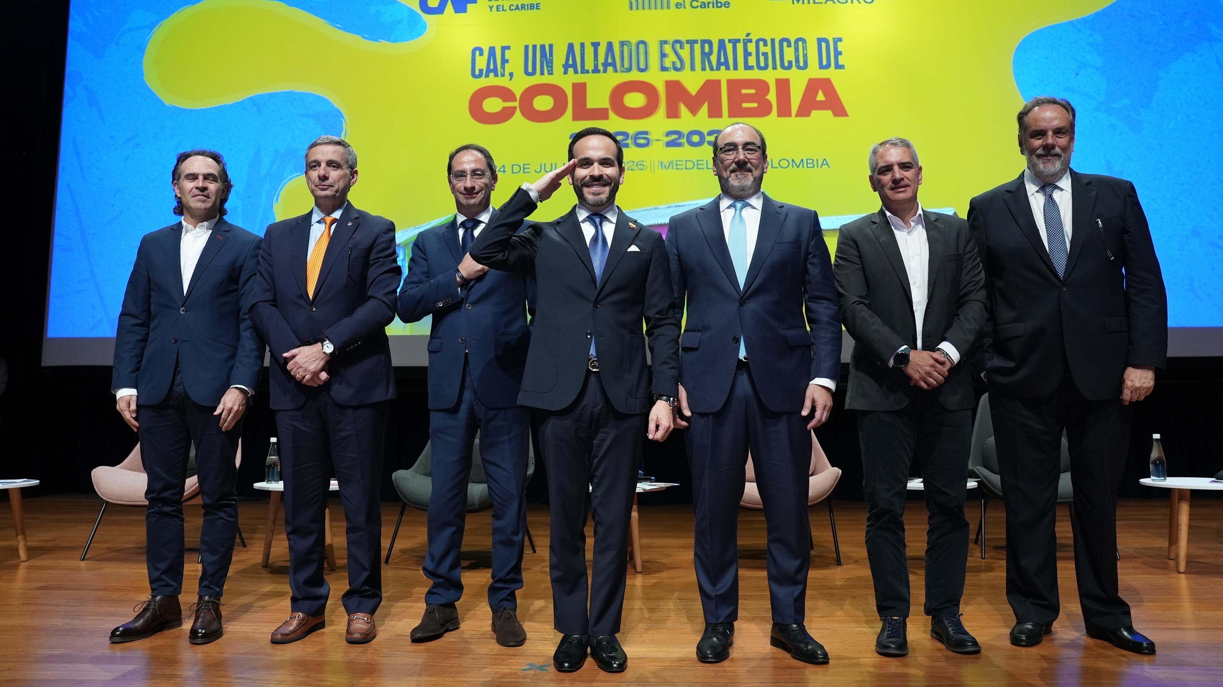 Presidente electo Abelardo De La Espriella presentó sus propuestas en evento de la CAF