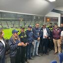 Hinchas ingresaron a la cancha y agredieron a personal de logística y jugadores del Once Caldas