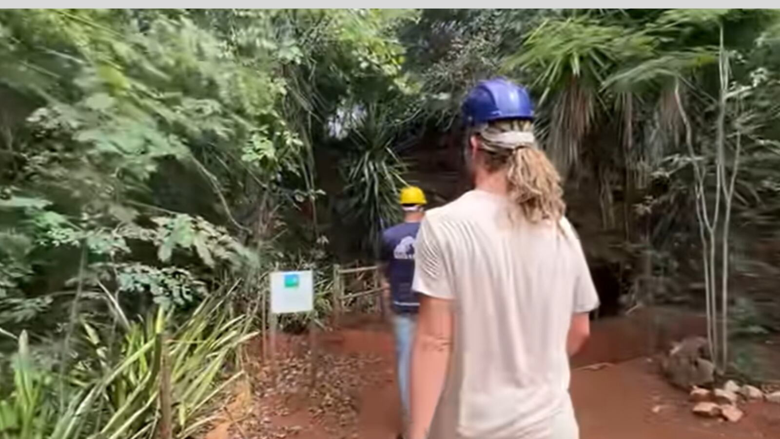 El Parque Nacional de la Chapada Diamantina, ubicado cerca de la ciudad de Palmeiras, es conocido por su geología única y su biodiversidad