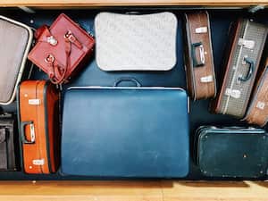 Cuando se viaja es importante tomar precauciones frente a las maletas ajenas en el aeropuerto.